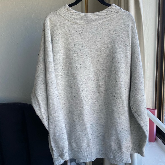 a new day Sweaters - Oversized gray sweater